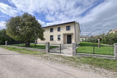 CASA INDIPENDENTE A ASSISI