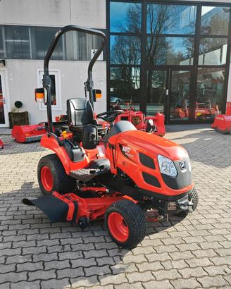 KIOTI CS 2510H + PIATTO RASAERBA