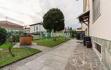 trilocale in villa con giardino e senza spese cond