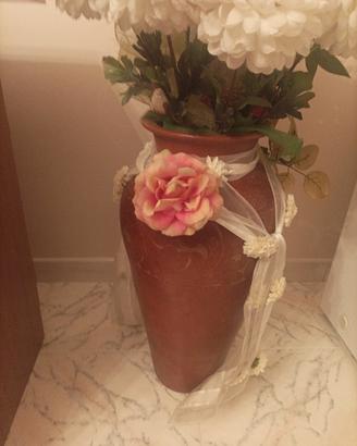 Anfora  in terracotta decorata 
