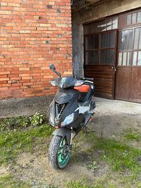 Aprilia sr50