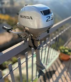 Motore Honda Fuoribordo 2.3 CV per Tender/Gommone