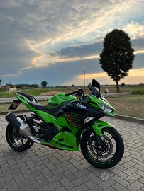 Kawasaki Ninja 400