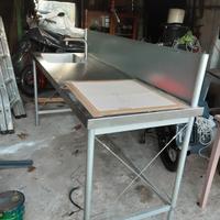 tavolo in acciaio inox