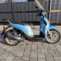 Aprilia Scarabeo 125 -