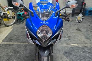 suzuki gsxr 1000 k7 k8