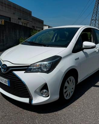 Toyota Yaris 1.5 Hybrid 5 porte Active