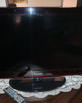 TV SAMSUNG 32 '  perfetto con il telecomando 