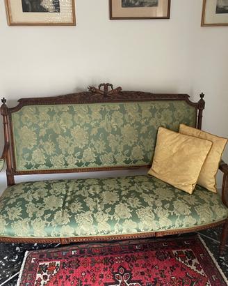 Divano in stile liberty e due poltrone