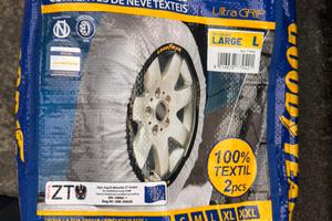 Calze da neve per auto