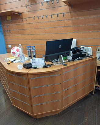 arredamento negozio