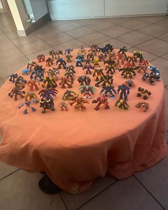 Gormiti 64 pezzi blocco unico.