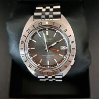 Seiko  SPB411J1 prospex Land Gmt (Navigator Timer)