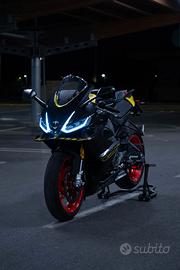 RS660 2025 | Pedane e piastre