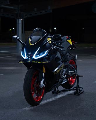 RS660 2025 | Pedane e piastre