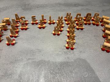 Lettere treno legno