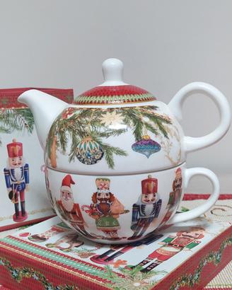Teiera con tazza 