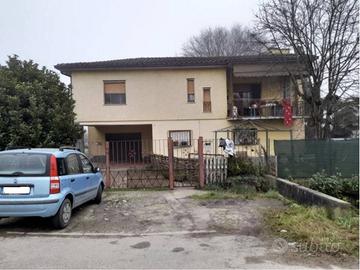 Immobile in asta di 307 m² con 5 locali a Grumello