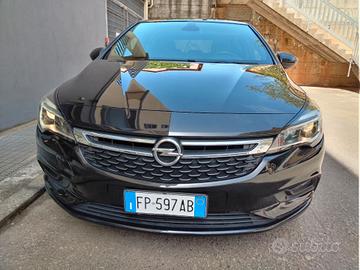 Opel Astra 1.6 cdti Dynamic