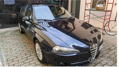 Alfa Romeo 147