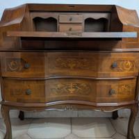 Scrittoio classico a ribalta, in legno con intarsi