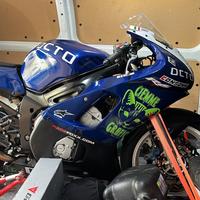 Yamaha R6 2001 pronto pista