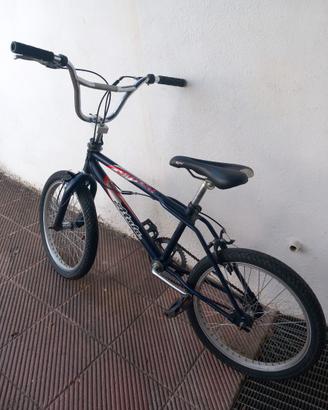 Bicicletta BMX