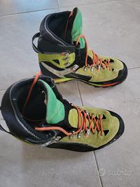 Scarponi:  Salewa condor evo, in gore-tex