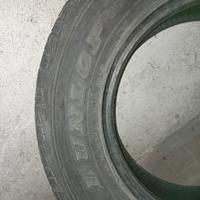 Gomme Dunlop 205/70 15 