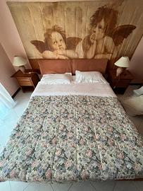 letto ,  materasso e doghe in legno.