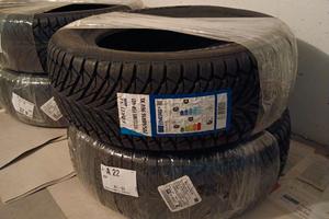 gomme 4stagioni  205/60/16 H92