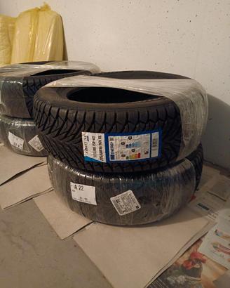 gomme 4stagioni  205/60/16 H92