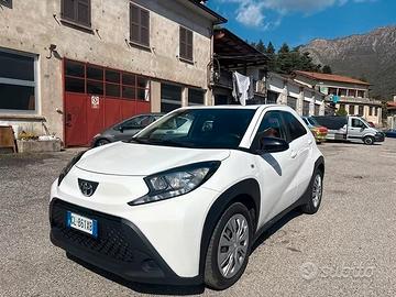 Toyota Aygo X 1.0 VVT-i 72 CV 5 porte Active S-CVT