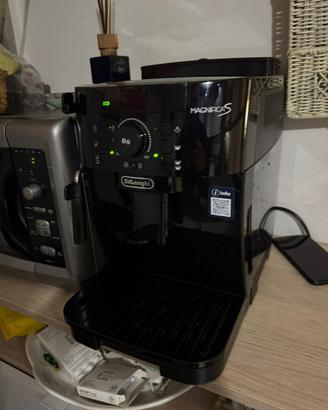 Macchina da caffe De'Longhi Magnifica S