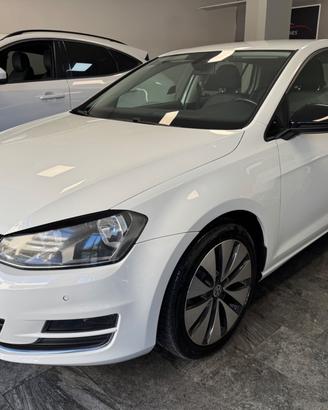 Volkswagen Golf 1.6 TDI 110 CV DSG HIGHLINE