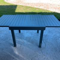 Tavolo da esterno