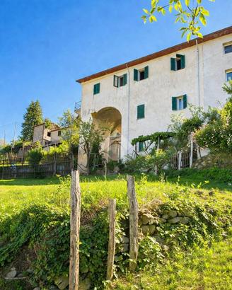 CASA SEMINDIPENDENTE A CALICE AL CORNOVIGLIO