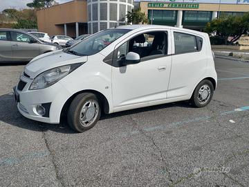 Chevrolet Spark 78000 km Gpl