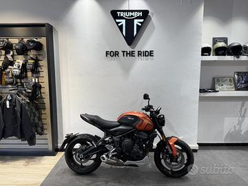 TRIUMPH Trident 660 .