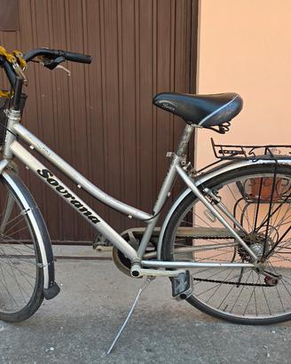 Bicicletta da donna Sovrana