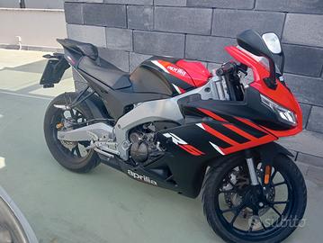  moto aprilia RS 125