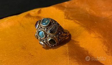anello filigrana e pietre dure