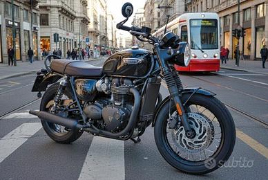 Triumph Bonneville T120 Black Edition