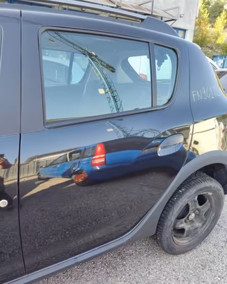 Porta posteriore sinistra DACIA SANDERO del 2018