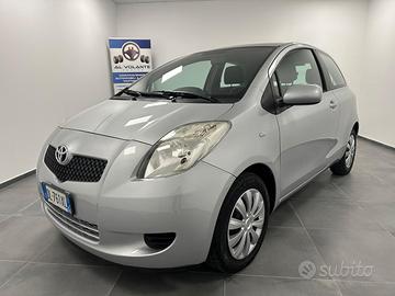 Toyota Yaris 1.0 3 porte - Neopatentati