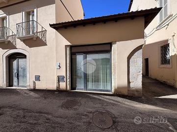 MULTILOCALE A L'AQUILA