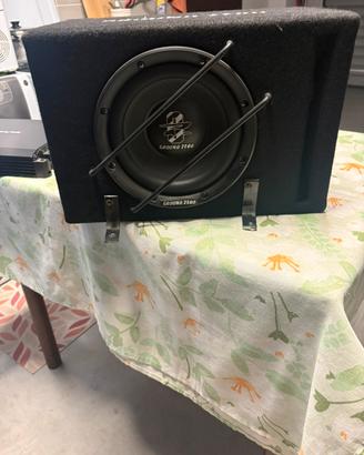 subwoofer e amplificatore