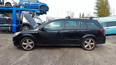 Opel astra stw x ricambi usati