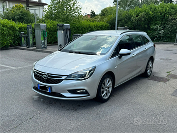 Opel astra 1.6 110cv 2019