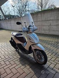 Piaggio Beverly 300